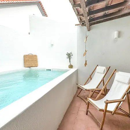 Costa Inn Beach House With Pool By Homeful Homes Costa da Caparica Exterior photo